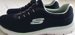 Women's  athletic shoes